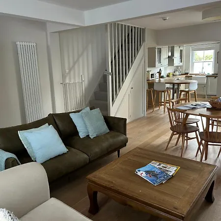 Billie'S Seaside Retreat Villa Lyme Regis Exterior photo
