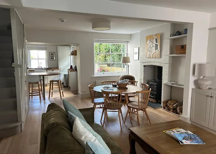 Billie\'S Seaside Retreat